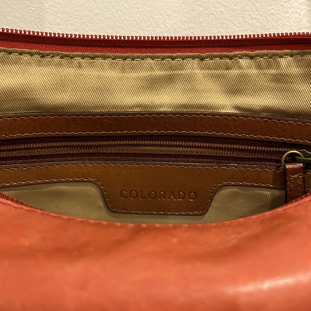 COLORADO USA. Genuine Leather, Shoulder Bag in Terracotta Colour - Picture 7 of 7